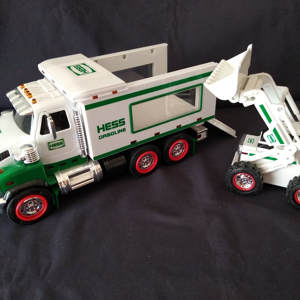 Hess Truck 2008 Truck and Front End Loader Lights and Sound Work